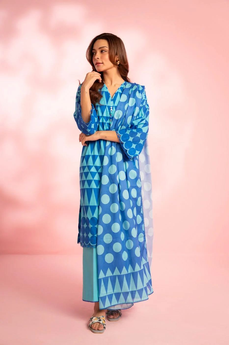 ALKARAM LAWN | PRINTED SHIRT, TROUSER & DUPATTA AK1045