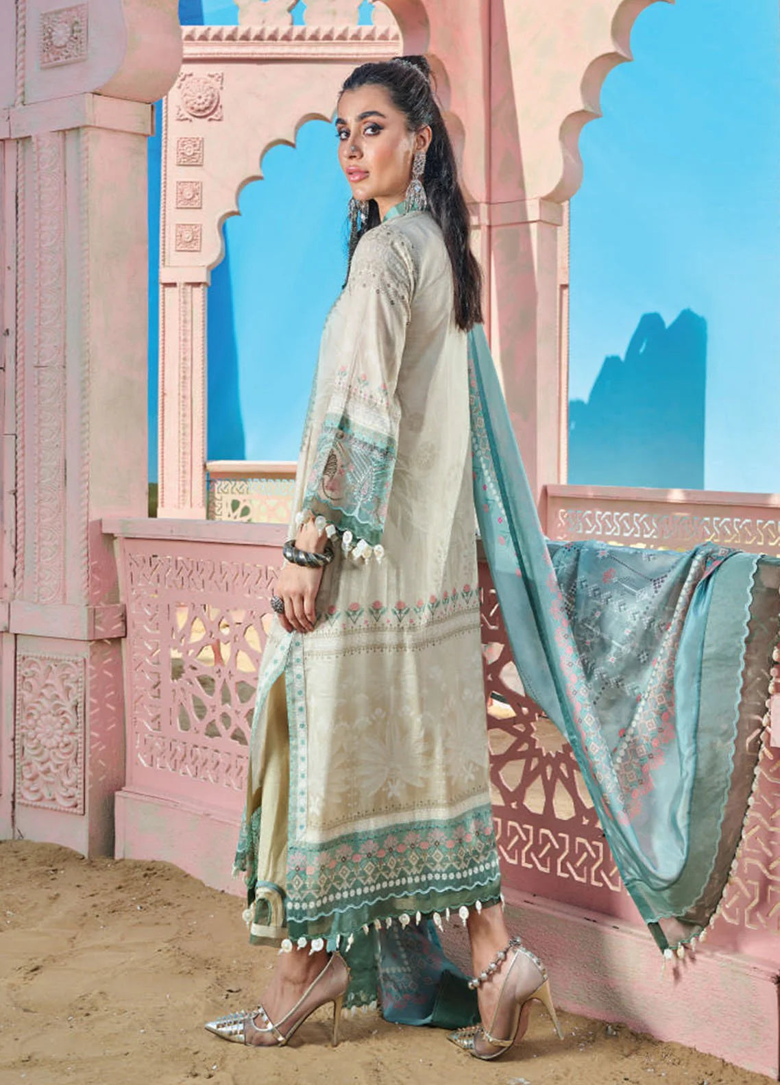 Wardha Saleem Embroidered Lawn Suits Unstitched 3 Piece D-09 Noori